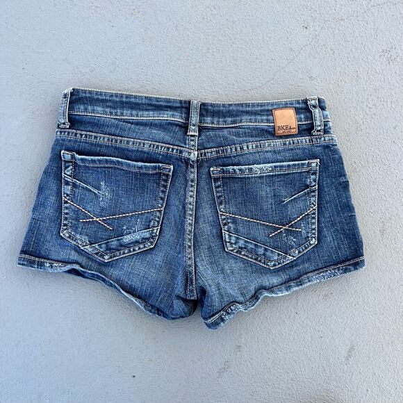 BKE Stella Mid Rise Distressed Whisker Front Jean Shorts Size 26 - Picture 1 of 5